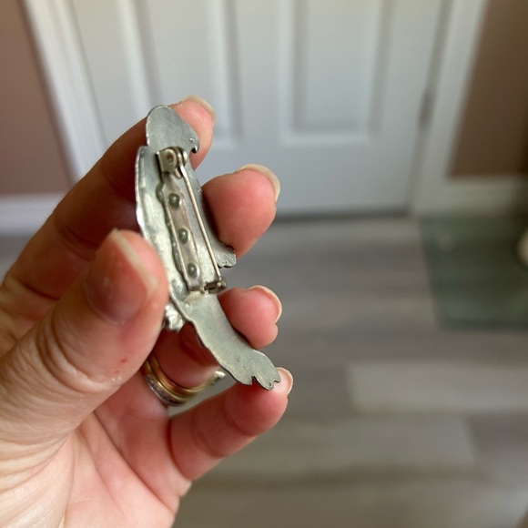 4/$50 Seagull 1986 pewter Silver Parrot Brooch 🦜 - Picture 7 of 8